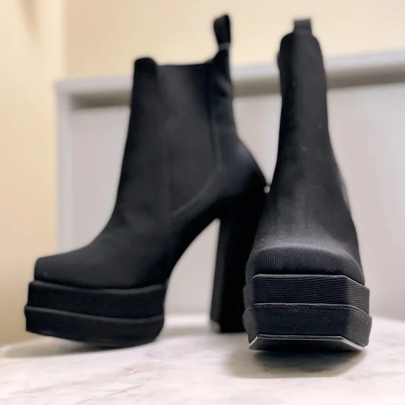 High Heel Ankle Boots - Picture 5 of 5